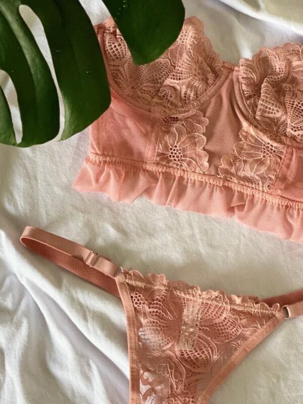 c9094f8a-1661-4260-ba40-9ecb5795cc4f Conjunto Isabella