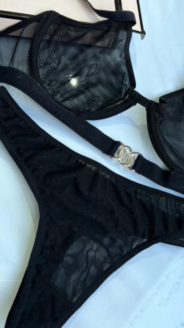 dfe2a6a4-6a4f-4cf0-a885-bf6f707c1ec2 Conjunto Mónaco